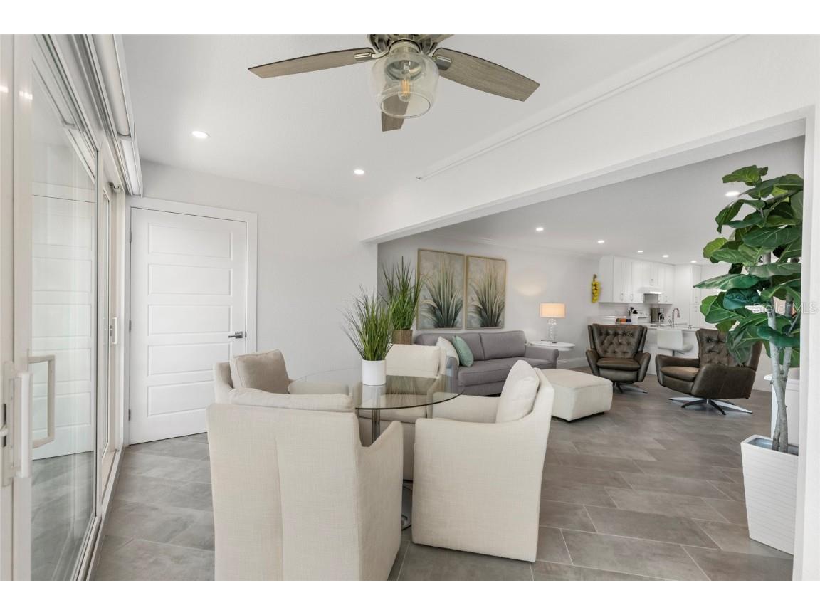 4390 Exeter Drive #206 Longboat Key FL 34228 - SARASOTA BAY A4670032 image7