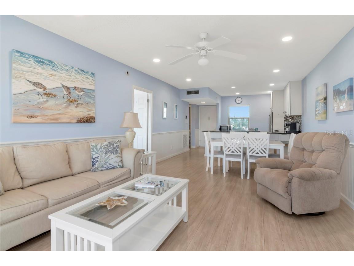 4390 Exeter Drive #305 Longboat Key FL 34228 - SARASOTA BAY A4670603 image10