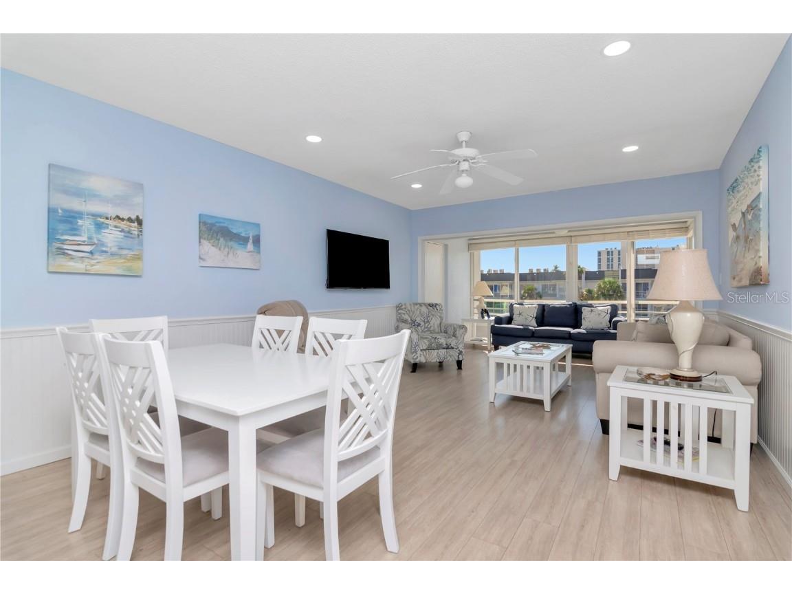 4390 Exeter Drive #305 Longboat Key FL 34228 - SARASOTA BAY A4670603 image11