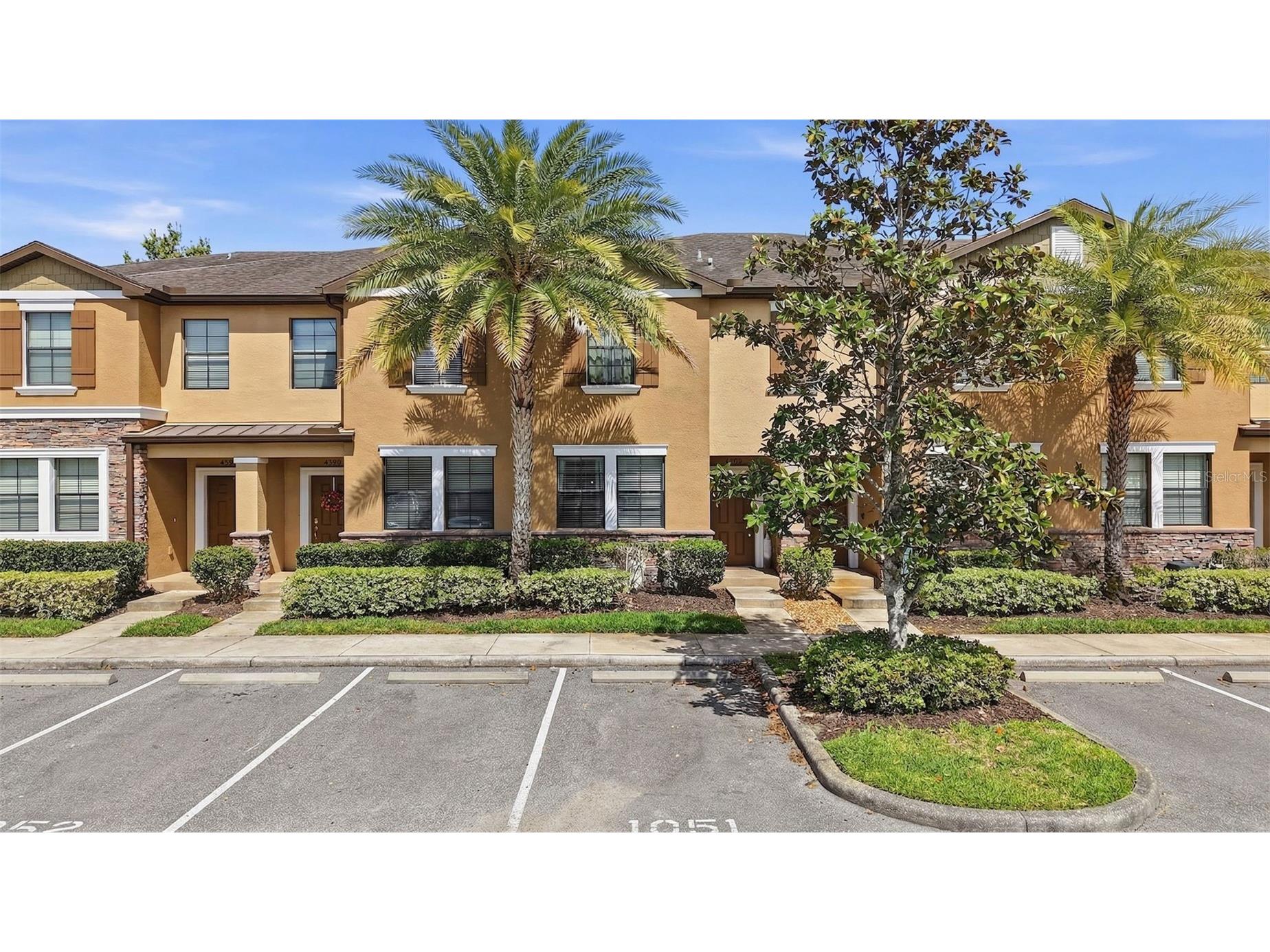 4390 Fennwood Court Wesley Chapel FL 33543 TB8495165 image1