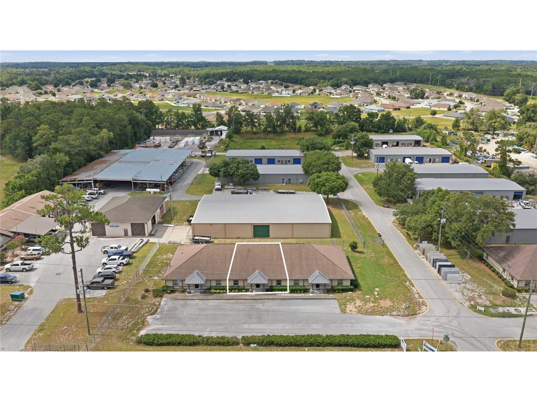4390 NE 35th Street #2 Ocala FL 34479 OM726682 image1