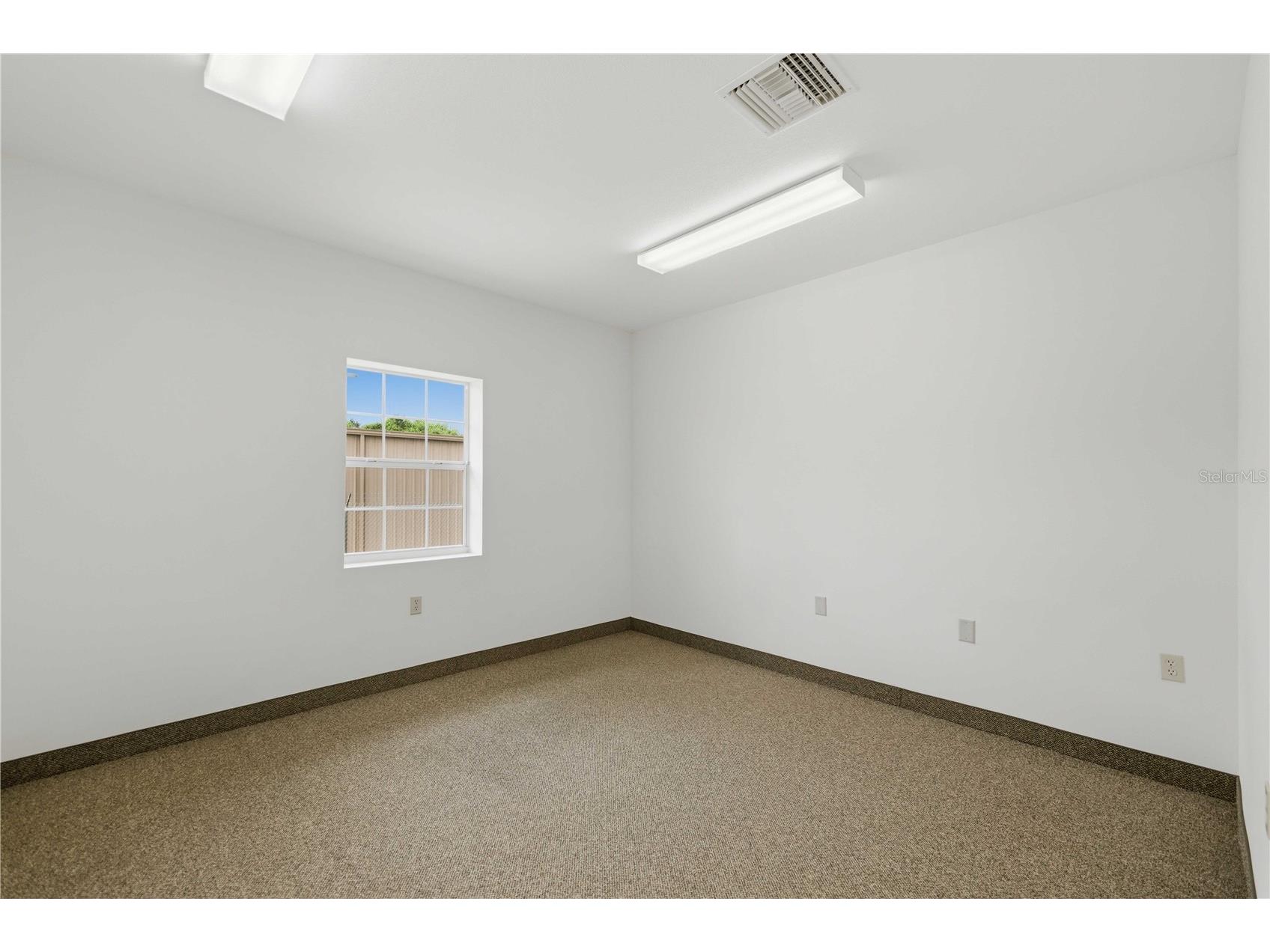 4390 NE 35th Street #2 Ocala FL 34479 OM726682 image11
