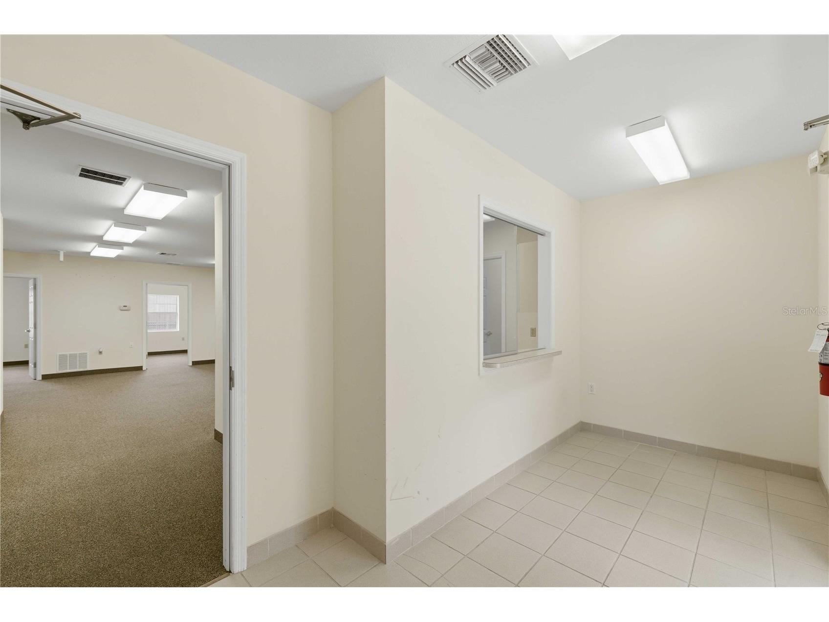4390 NE 35th Street #2 Ocala FL 34479 OM726682 image3