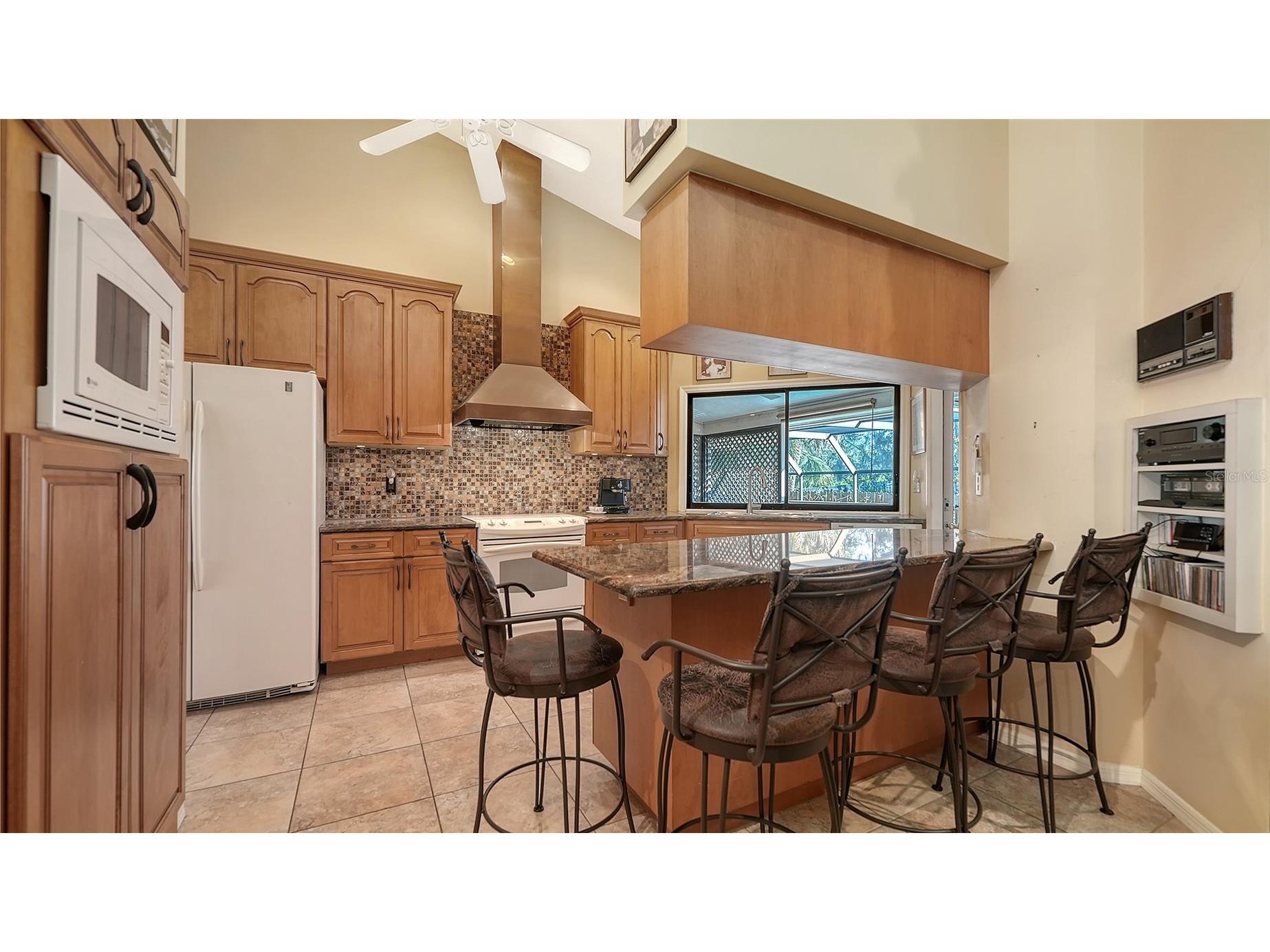 4390 Woodview Drive Sarasota FL 34232 A4666171 image15