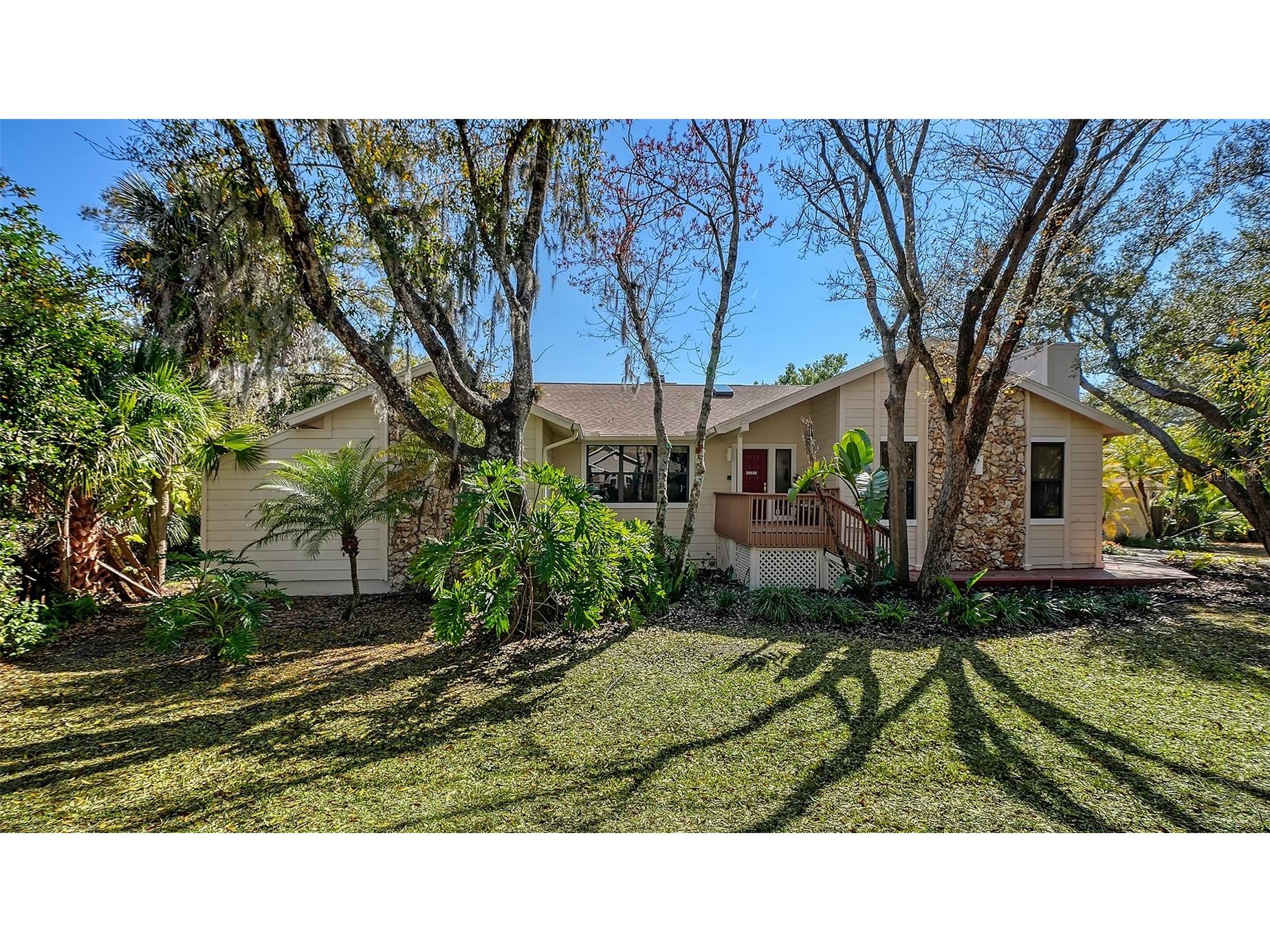 4390 Woodview Drive Sarasota FL 34232 A4666171 image2