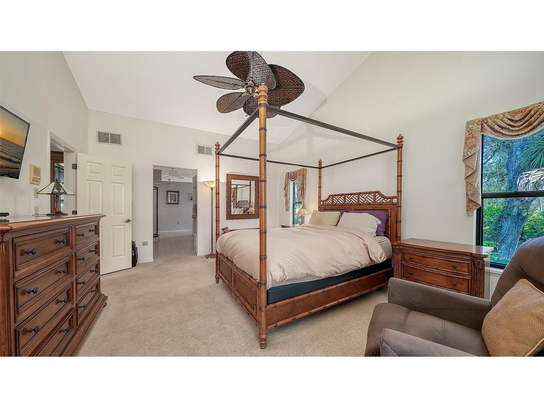 4390 Woodview Drive Sarasota FL 34232 A4666171 image23