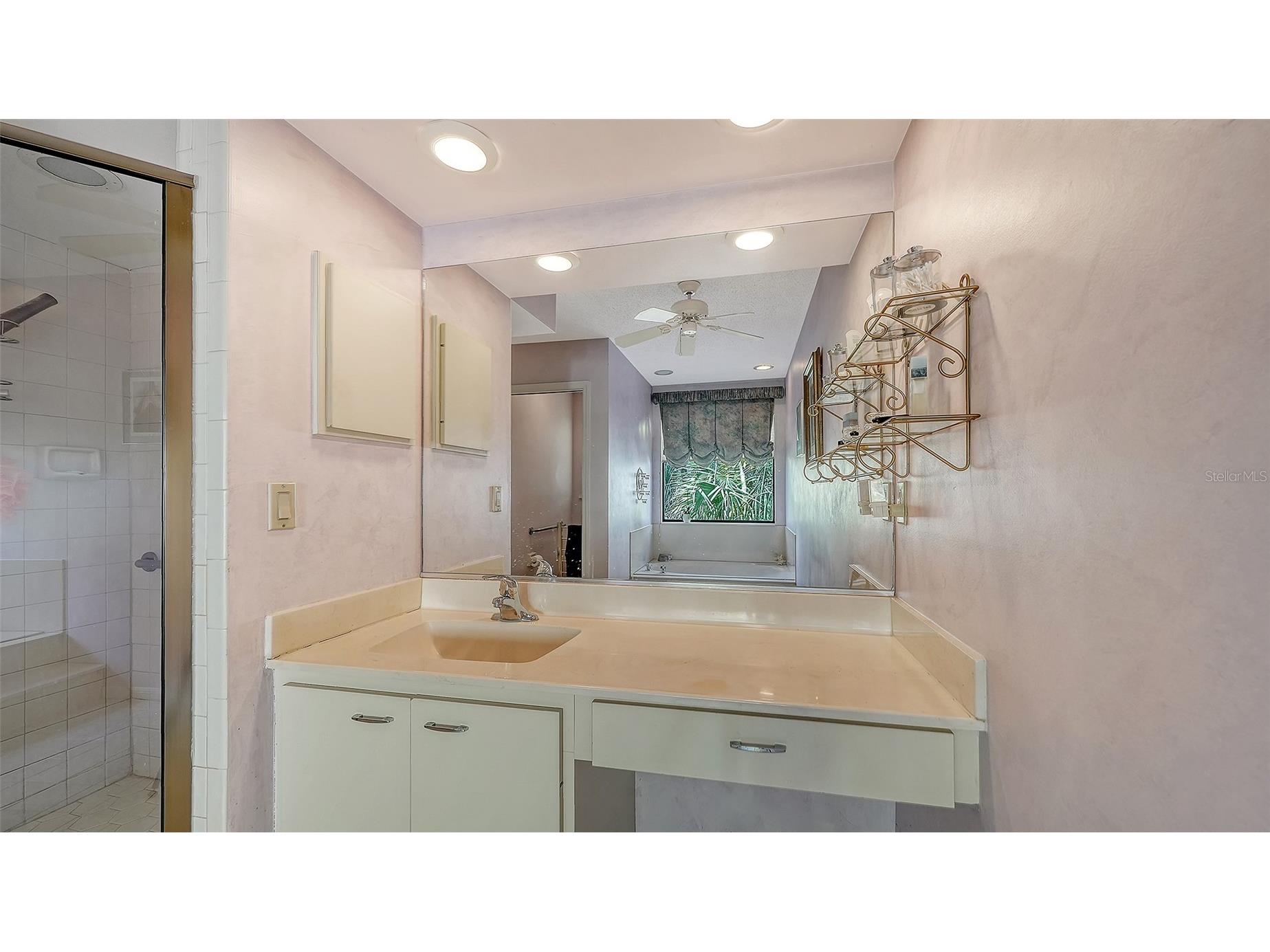 4390 Woodview Drive Sarasota FL 34232 A4666171 image25
