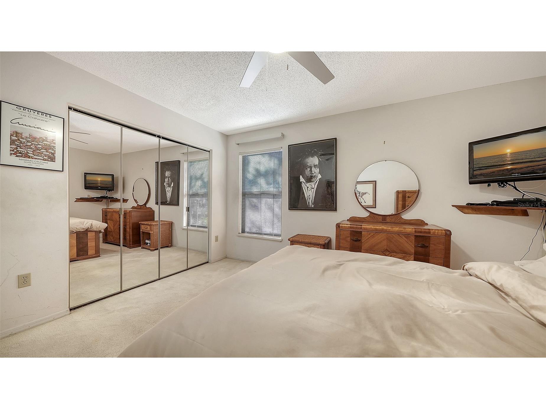4390 Woodview Drive Sarasota FL 34232 A4666171 image32