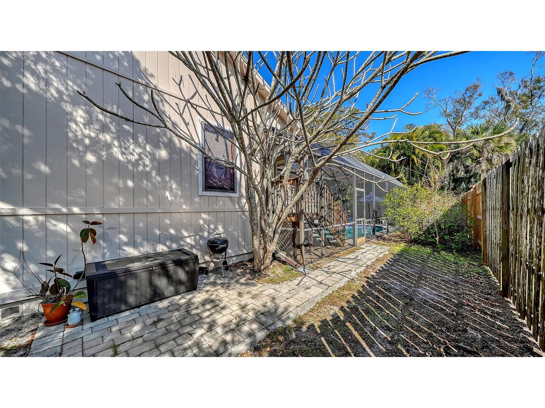 4390 Woodview Drive Sarasota FL 34232 A4666171 image42