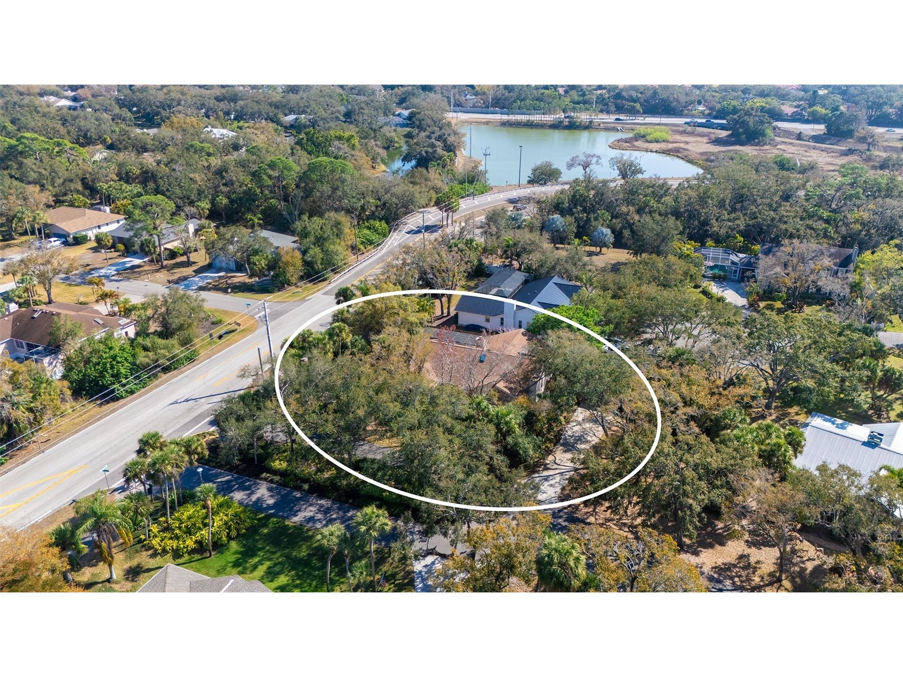 4390 Woodview Drive Sarasota FL 34232 A4666171 image46
