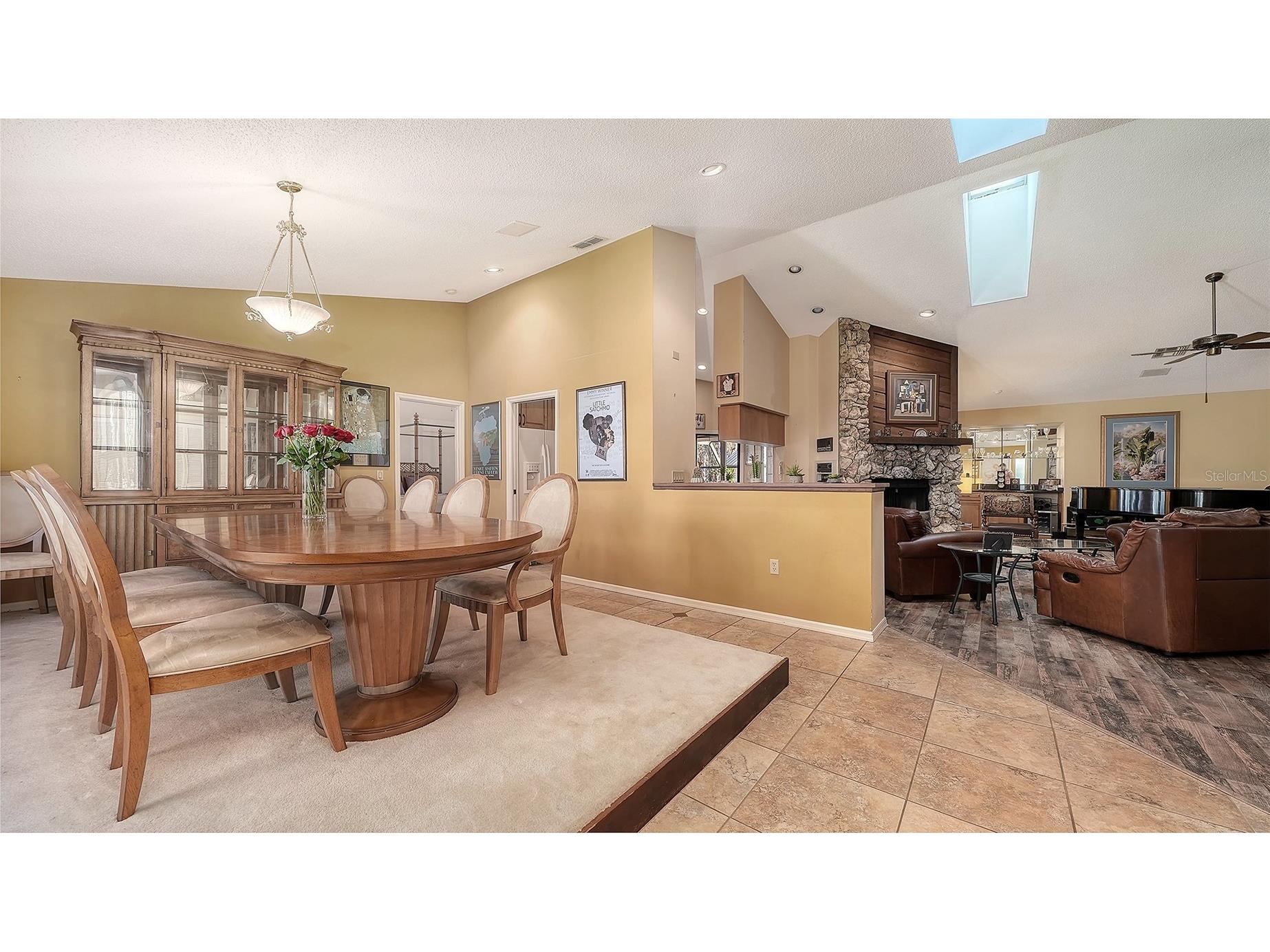 4390 Woodview Drive Sarasota FL 34232 A4666171 image7