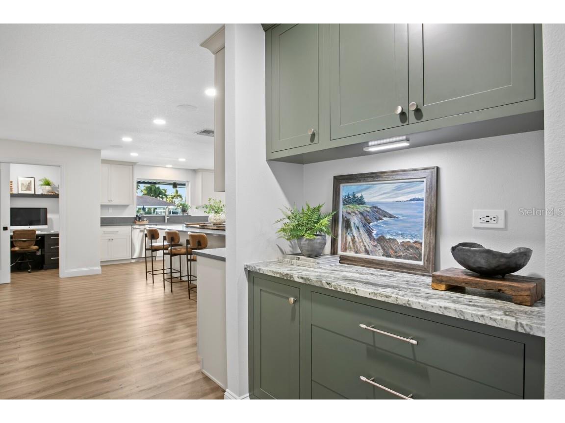 4391 38th Way S Saint Petersburg FL 33711 - CANAL TO BOCA CIEGA BAY / INTRACOASTAL TB8448224 image20