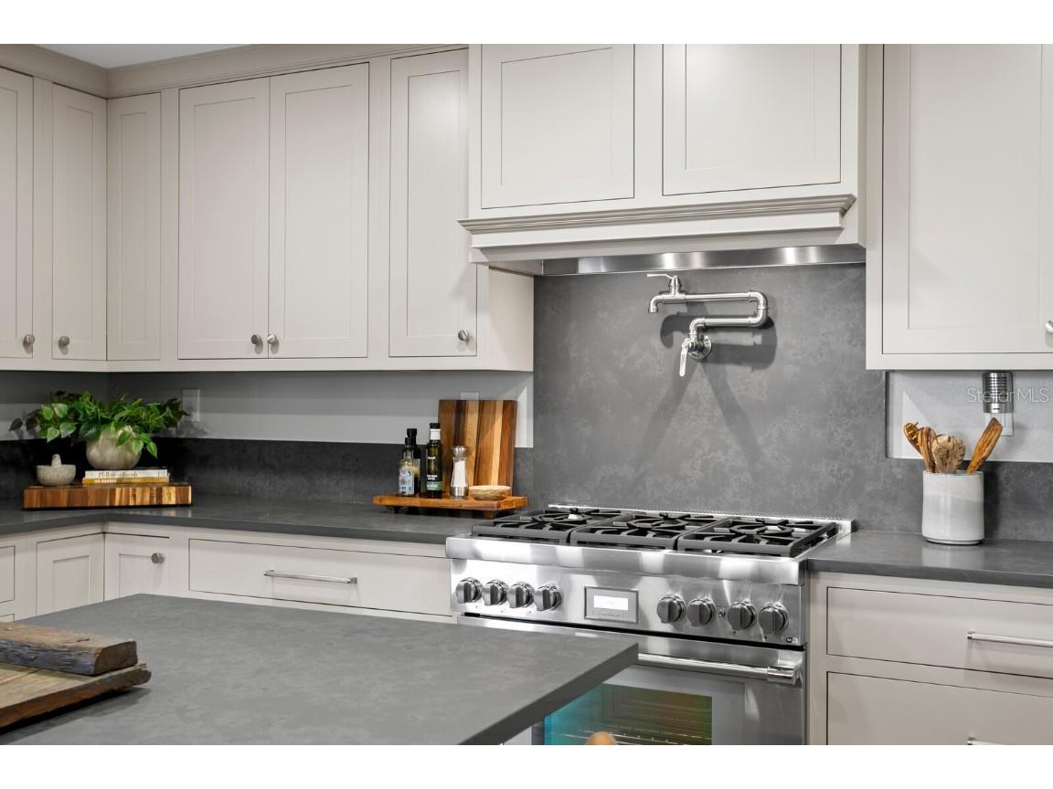 4391 38th Way S Saint Petersburg FL 33711 - CANAL TO BOCA CIEGA BAY / INTRACOASTAL TB8448224 image25