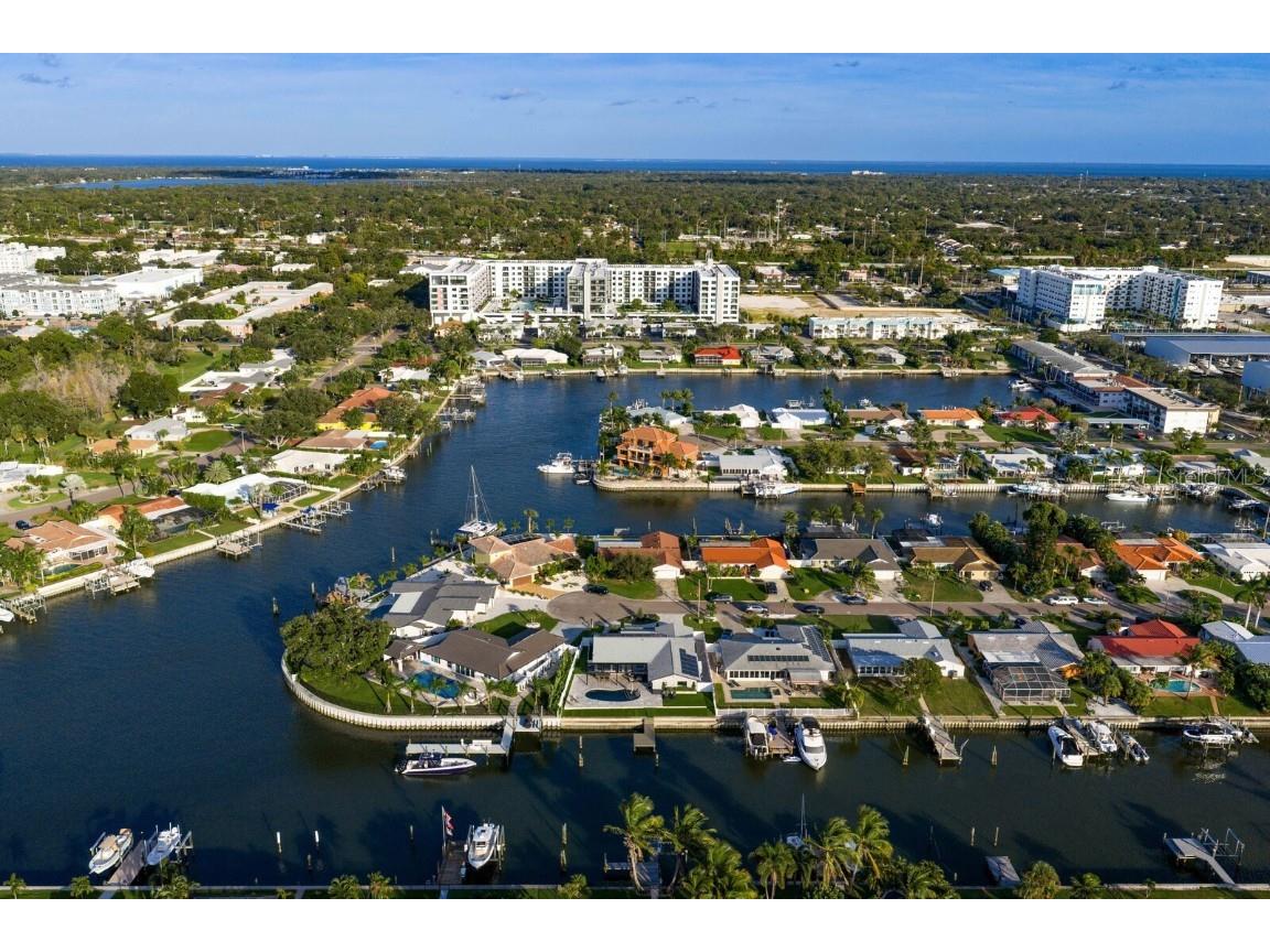 4391 38th Way S Saint Petersburg FL 33711 - CANAL TO BOCA CIEGA BAY / INTRACOASTAL TB8448224 image9