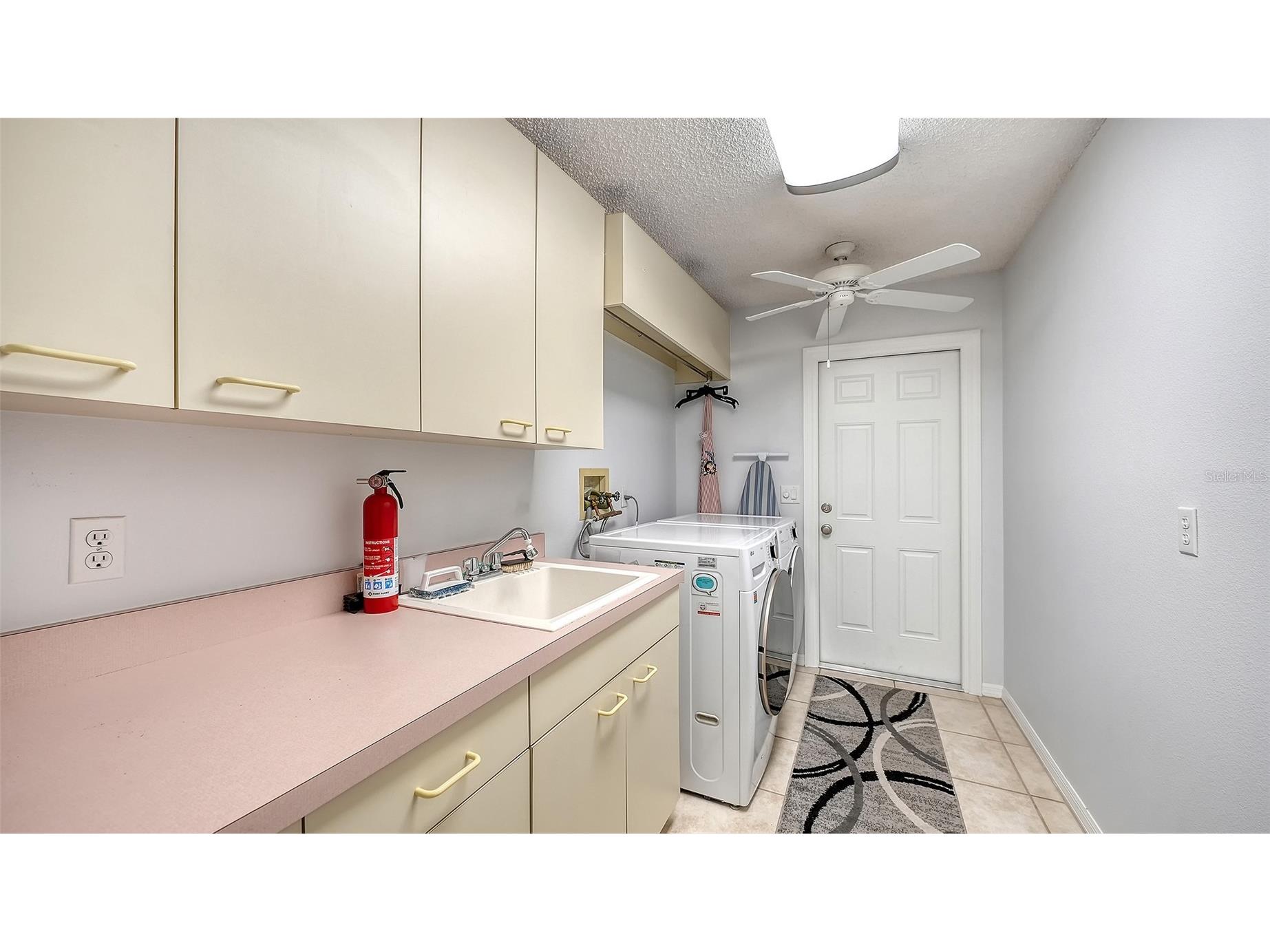 4391 Maplewood Lane Sarasota FL 34238 A4696313 image35