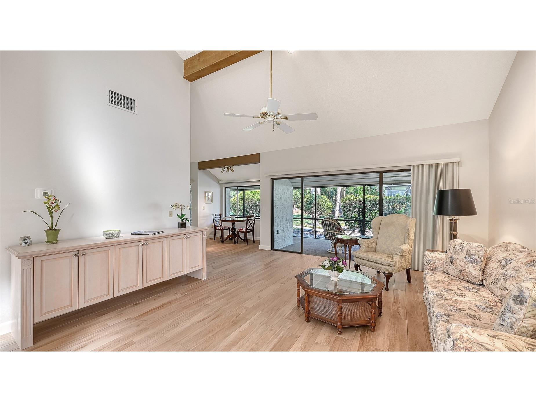 4391 Woodmans Chart #155 Sarasota FL 34235 A4694064 image11