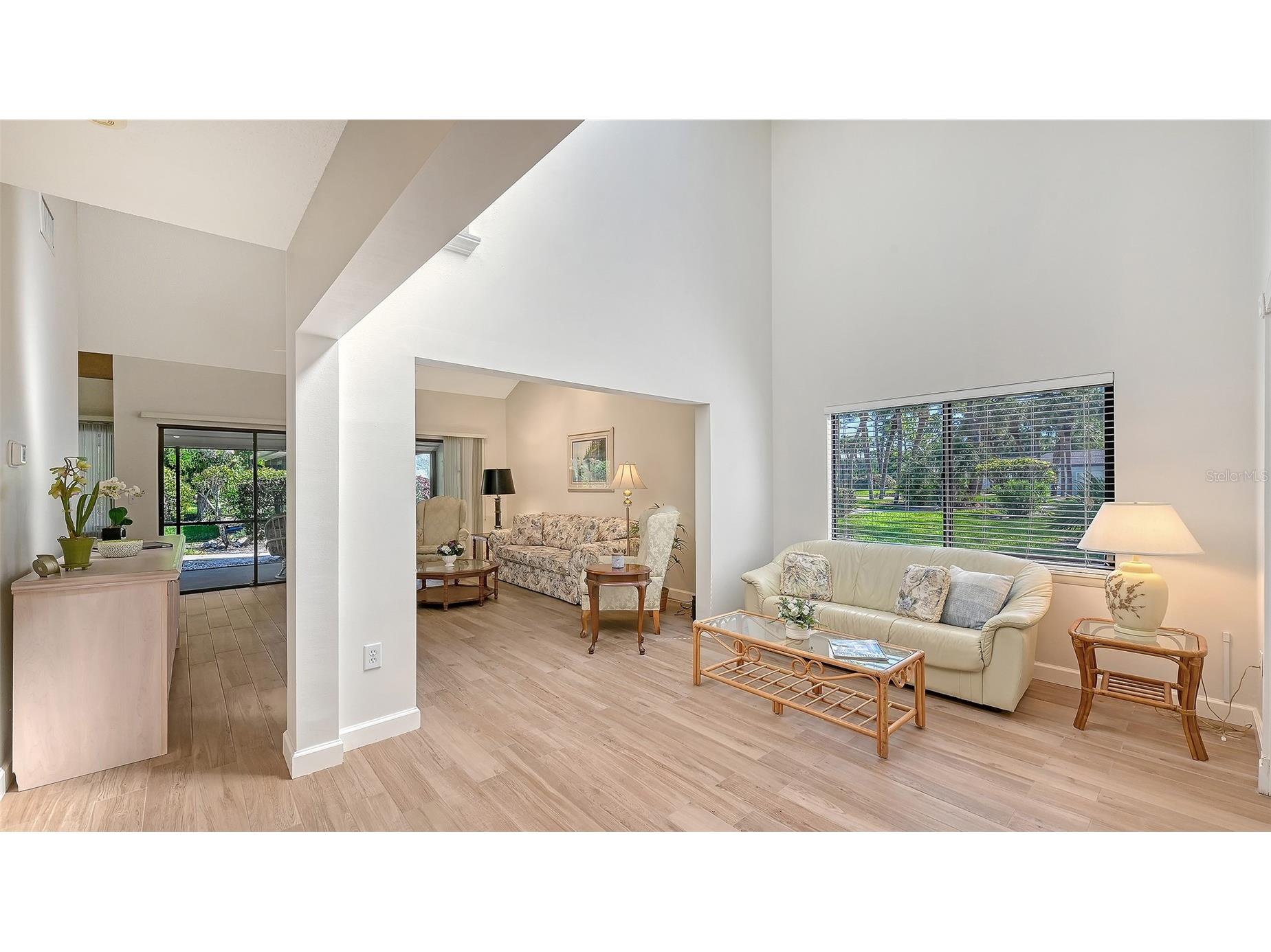 4391 Woodmans Chart #155 Sarasota FL 34235 A4694064 image14