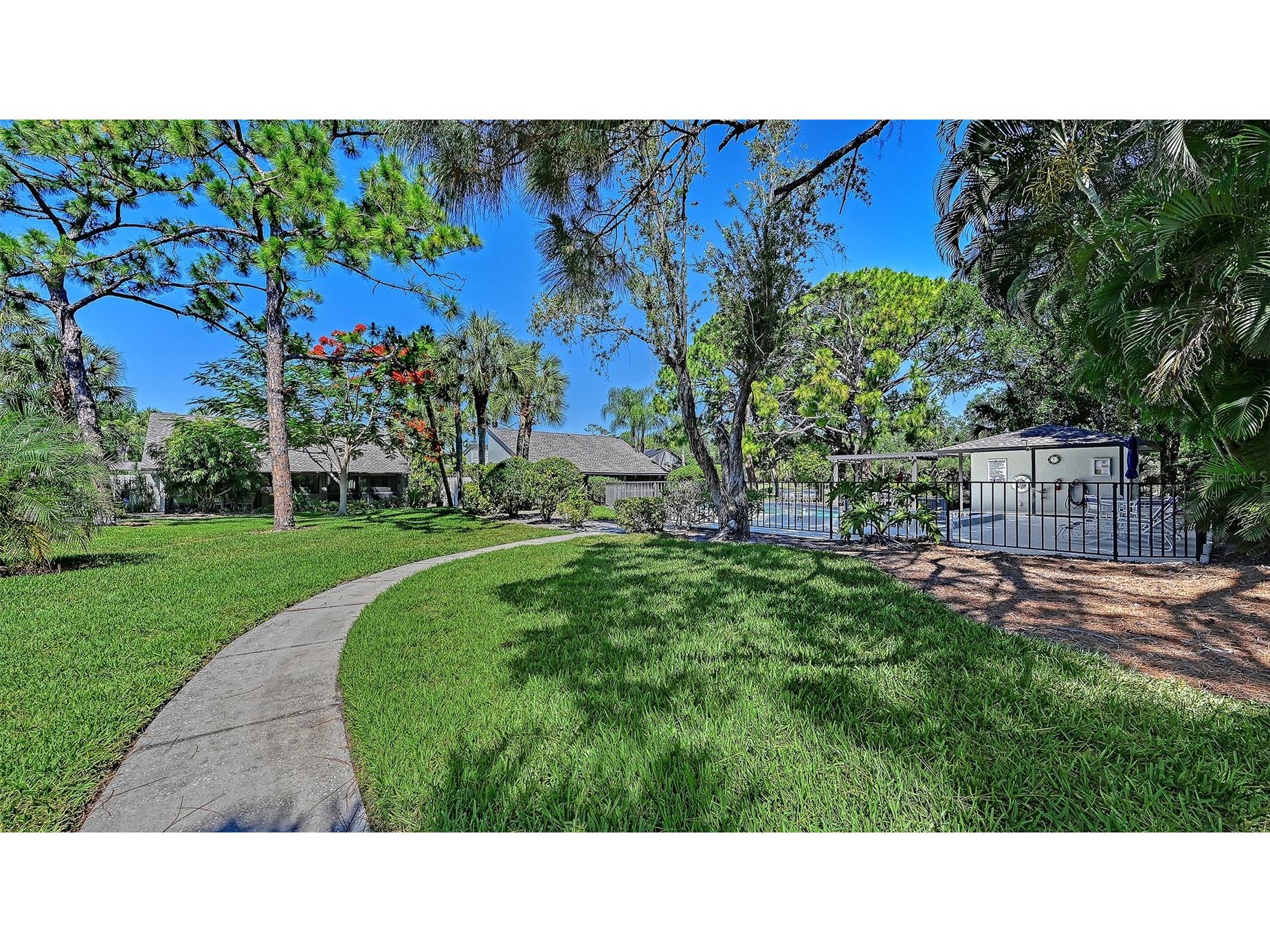 4391 Woodmans Chart #155 Sarasota FL 34235 A4694064 image49
