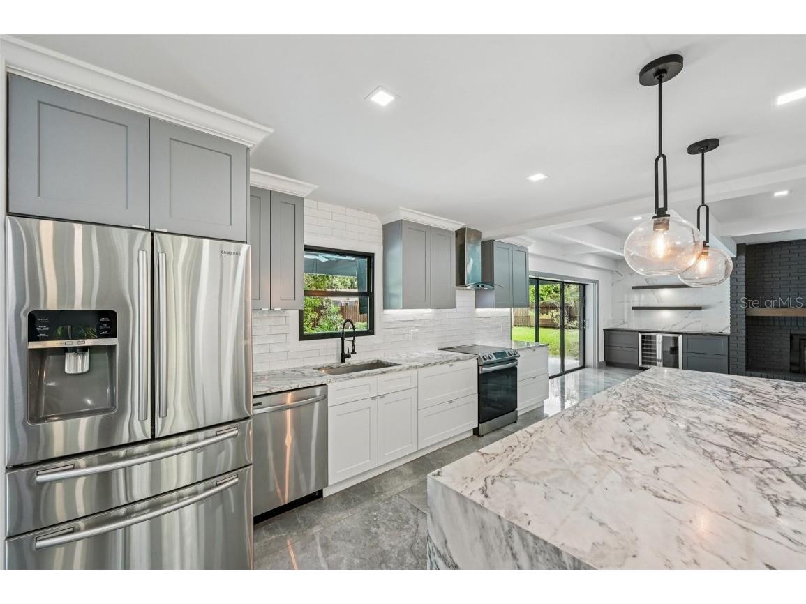 4392 Brandywine Drive Sarasota FL 34241 A4662436 image10