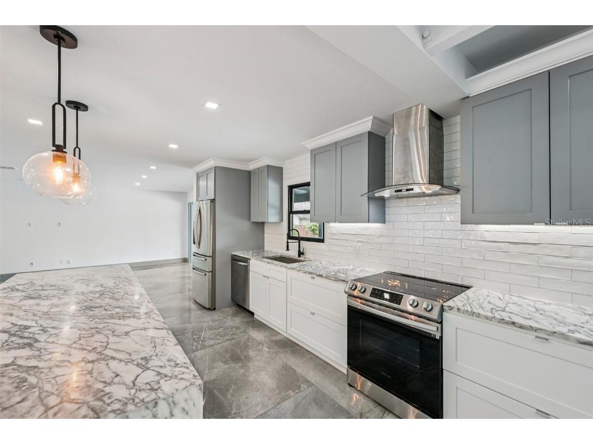 4392 Brandywine Drive Sarasota FL 34241 A4662436 image12