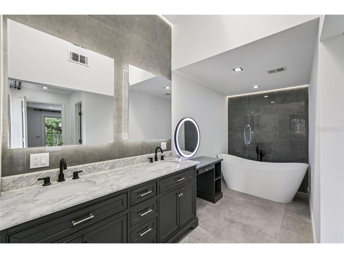 4392 Brandywine Drive Sarasota FL 34241 A4662436 image20