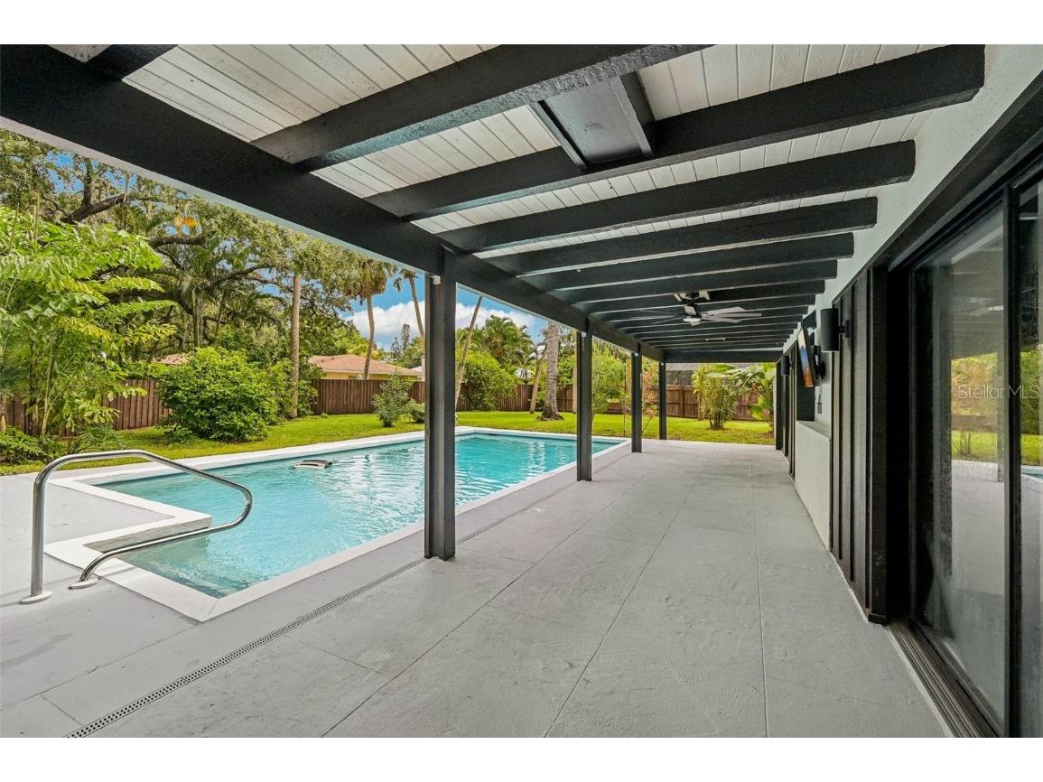 4392 Brandywine Drive Sarasota FL 34241 A4662436 image36