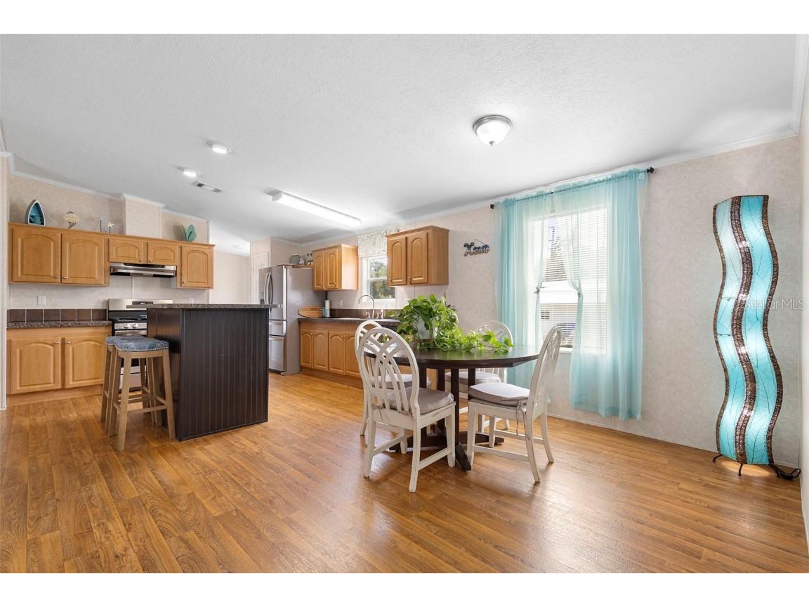 4393 Maple Avenue Edgewater FL 32141 V4945042 image12