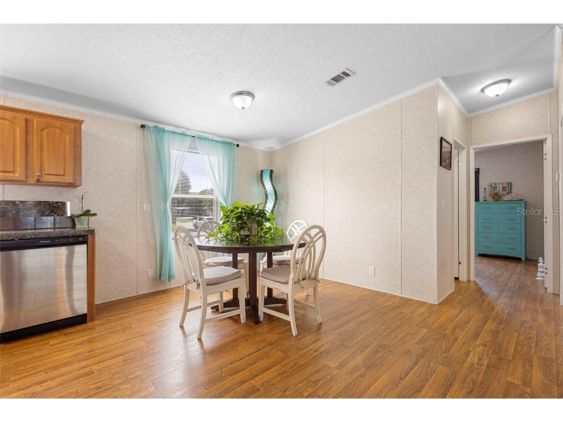 4393 Maple Avenue Edgewater FL 32141 V4945042 image14