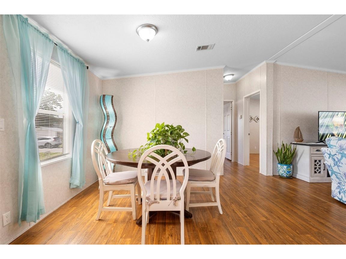 4393 Maple Avenue Edgewater FL 32141 V4945042 image15