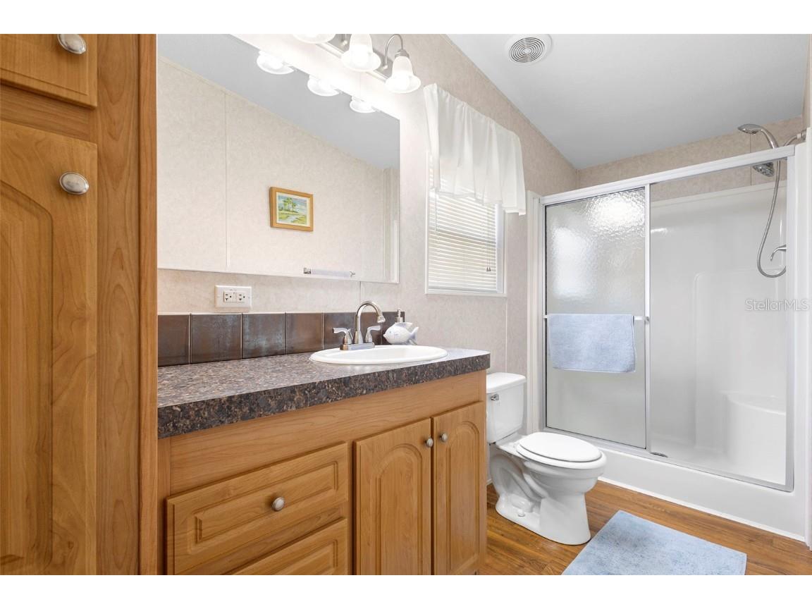 4393 Maple Avenue Edgewater FL 32141 V4945042 image18