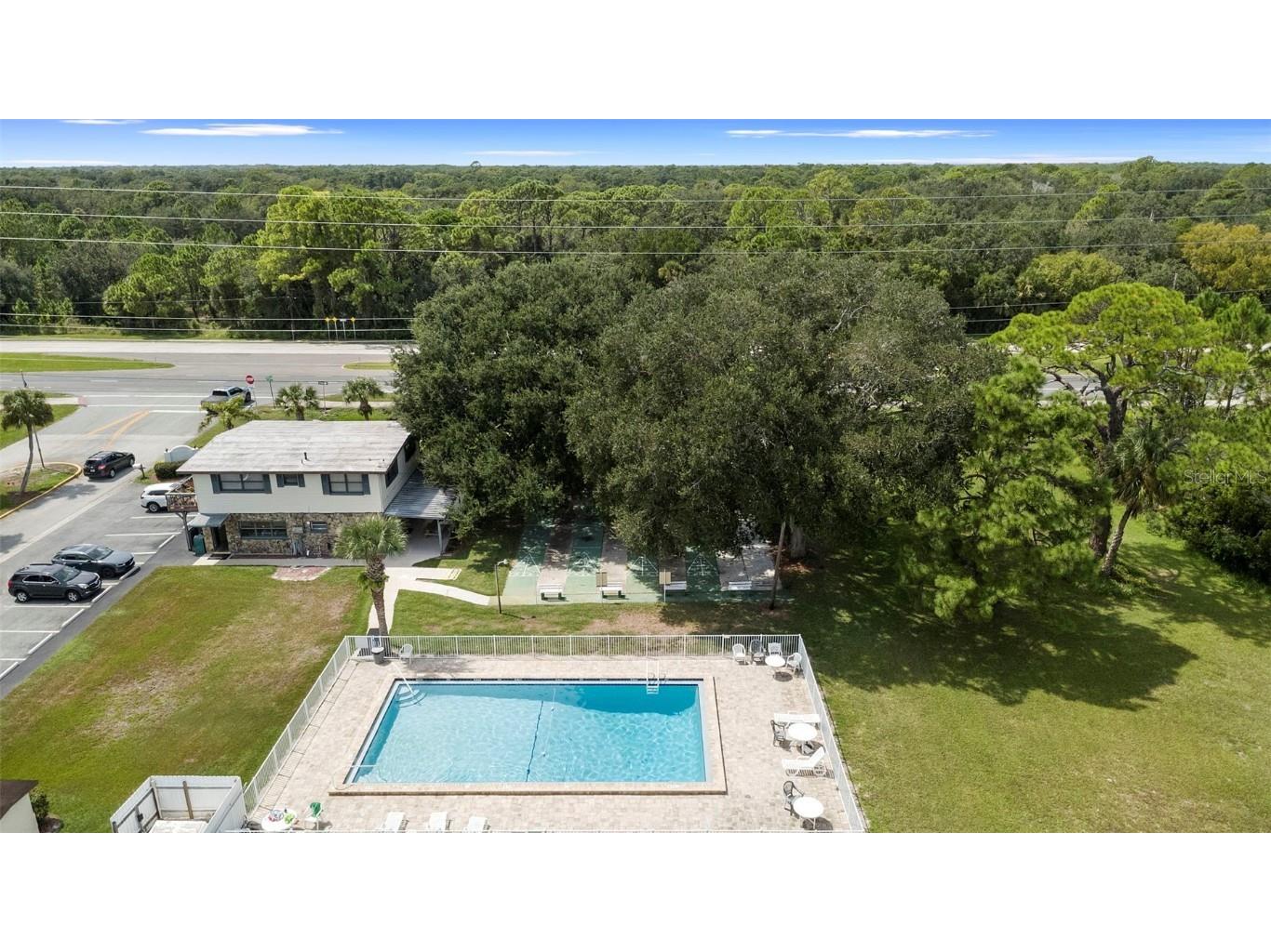 4393 Maple Avenue Edgewater FL 32141 V4945042 image34