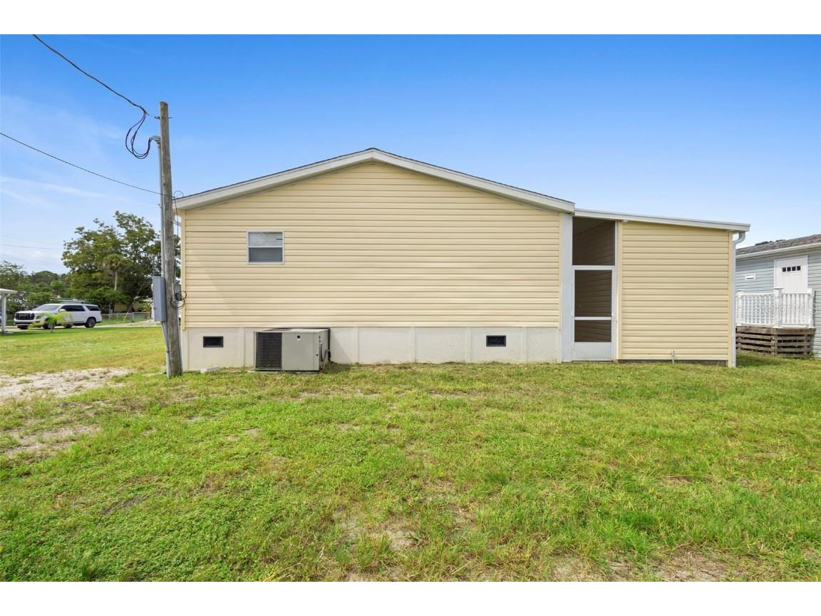 4393 Maple Avenue Edgewater FL 32141 V4945042 image41