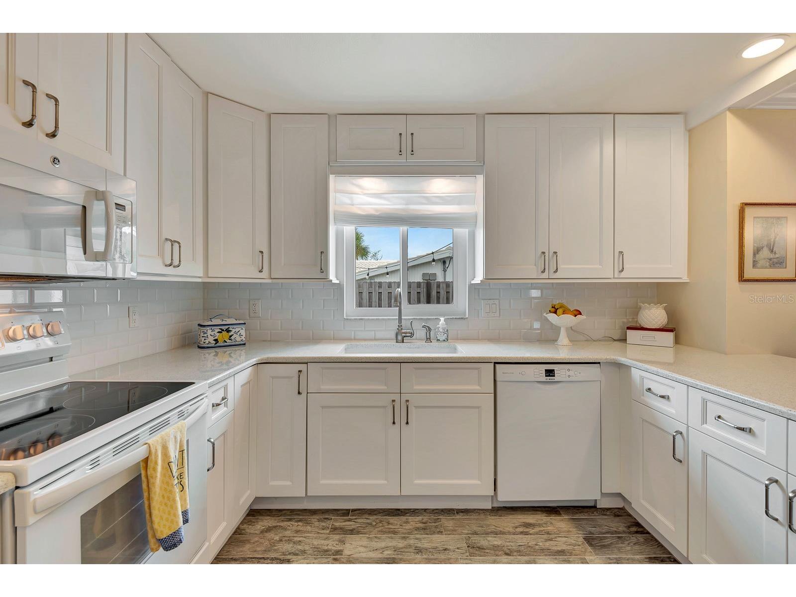 4395 Sarasota Avenue Sarasota FL 34234 A4688359 image5