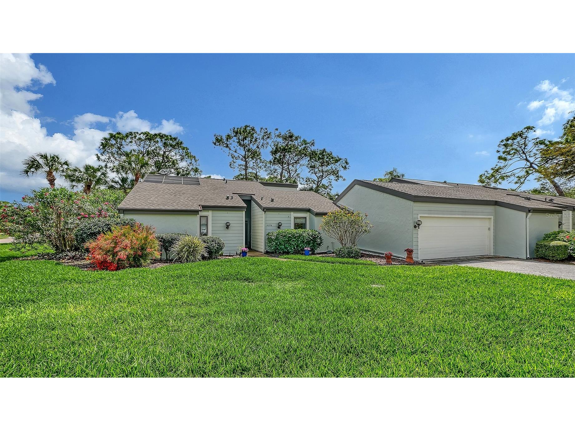 4396 Woodmans Chart #146 Sarasota FL 34235 A4686620 image1