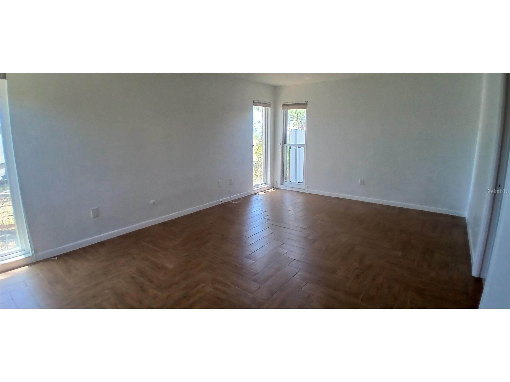 4397 Harbor Hills Drive Largo FL 33770 TB8487462 image16