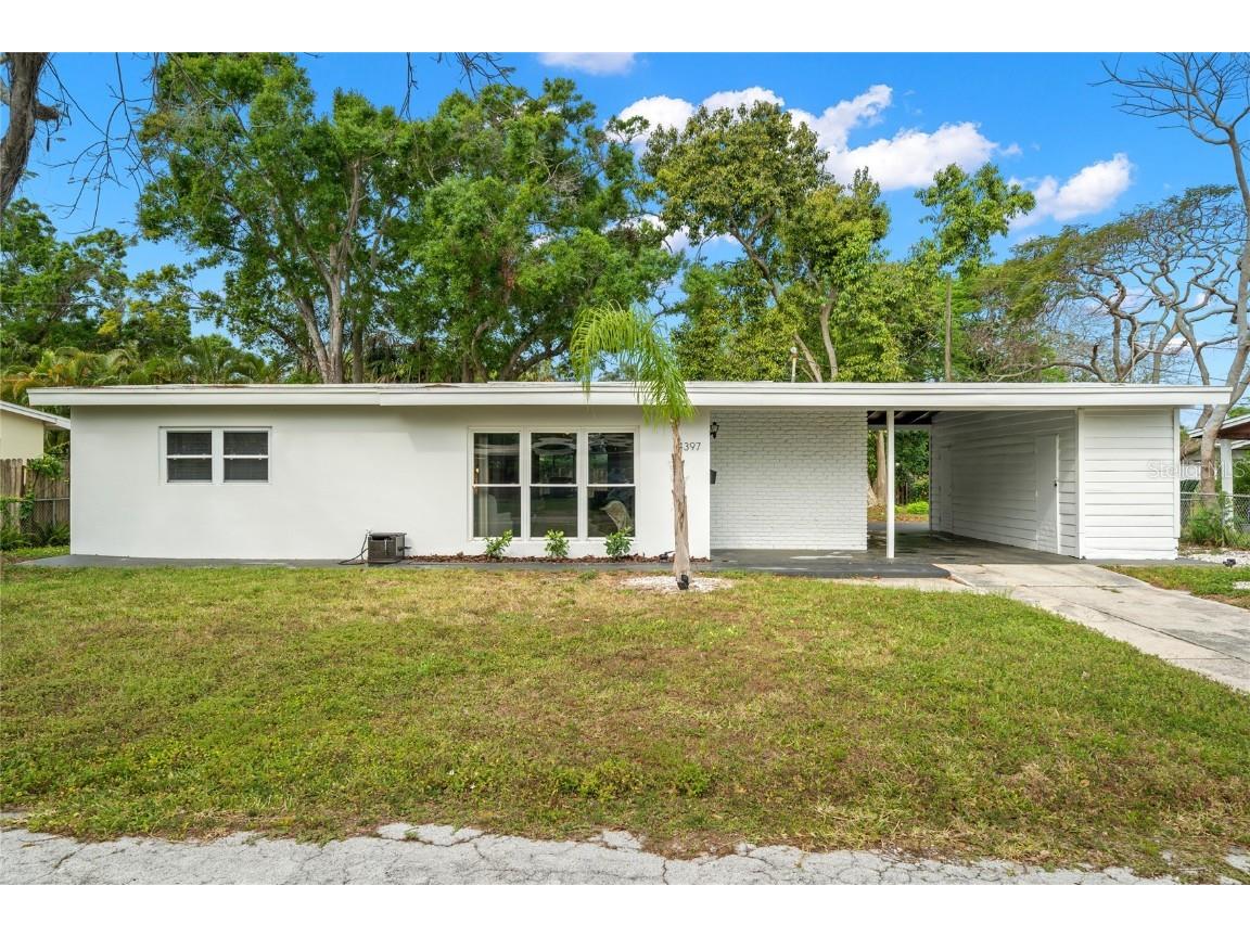 4397 Neptune Drive SE Saint Petersburg FL 33705 U8195948 image1