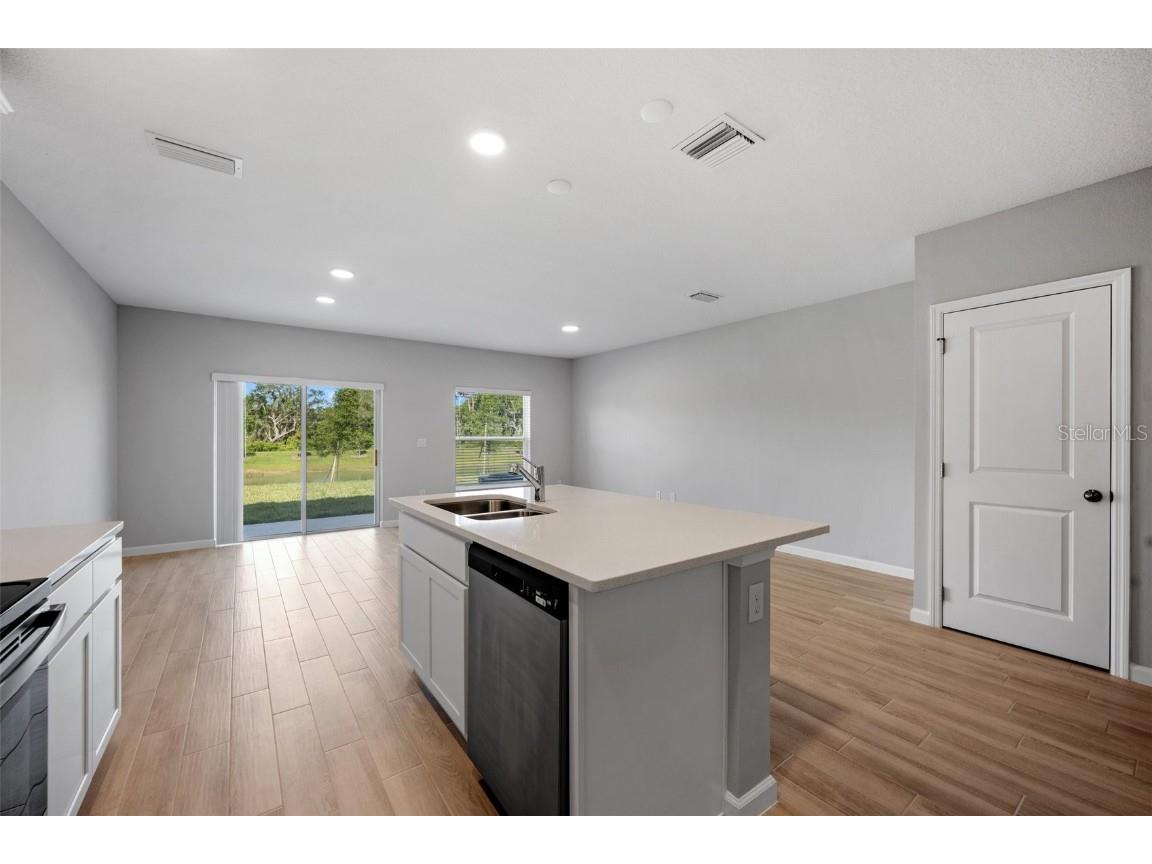 4398 Campsite Loop Orlando FL 32824 O6327171 image12