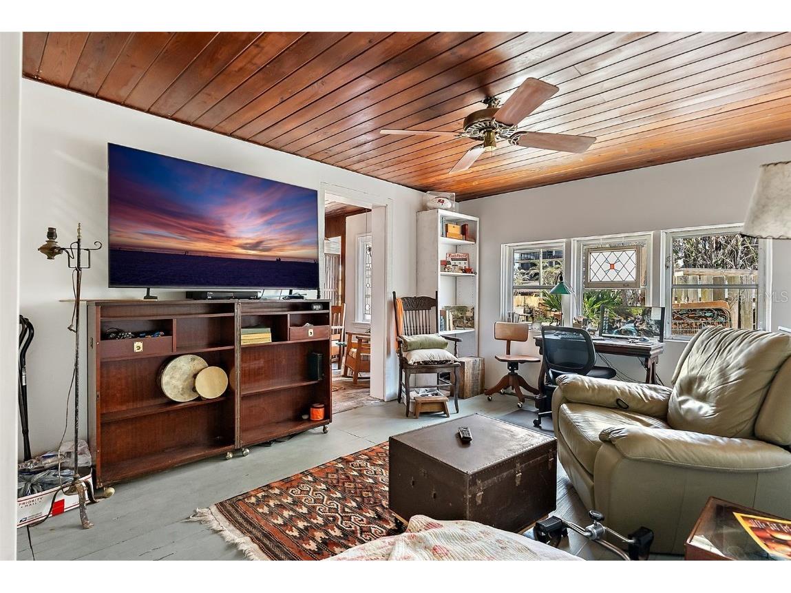 44 77th Avenue Treasure Island FL 33706 TB8392452 image17