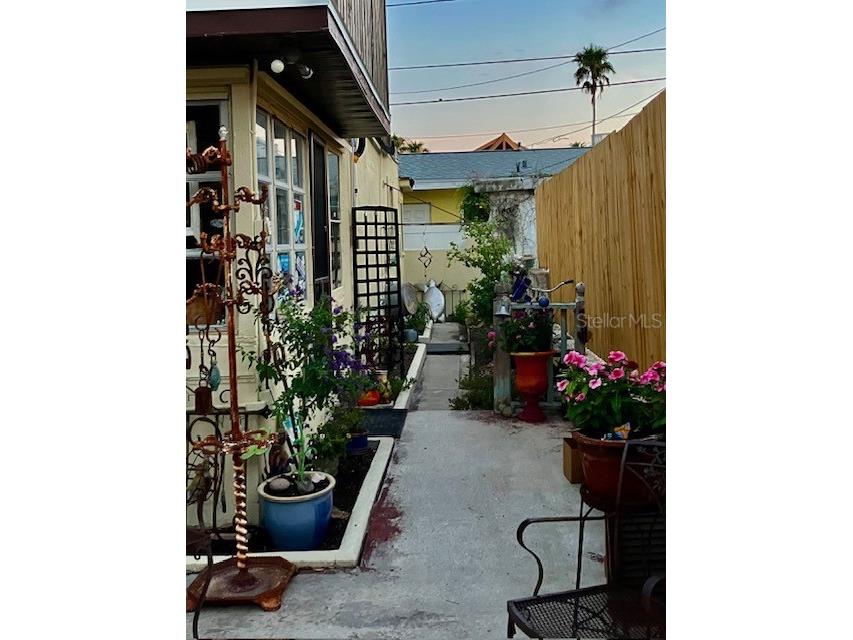 44 77th Avenue Treasure Island FL 33706 TB8392452 image35