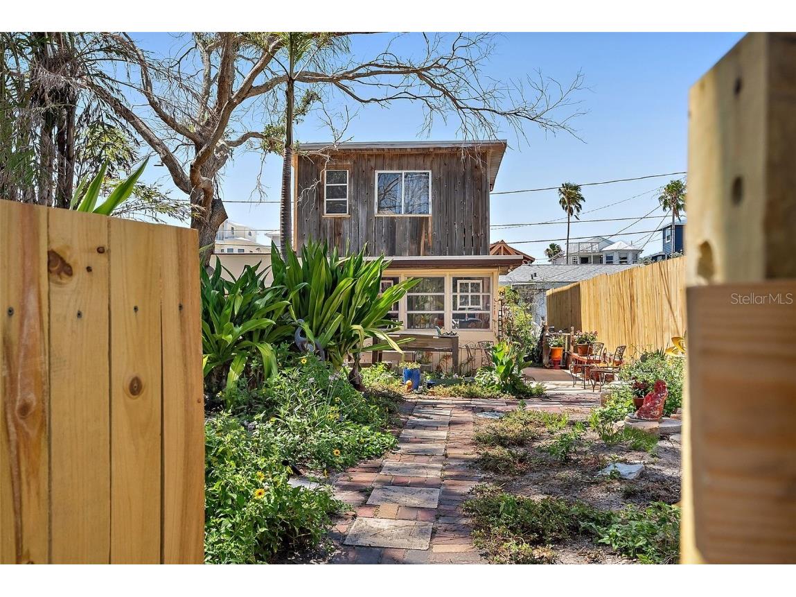 44 77th Avenue Treasure Island FL 33706 TB8392452 image4