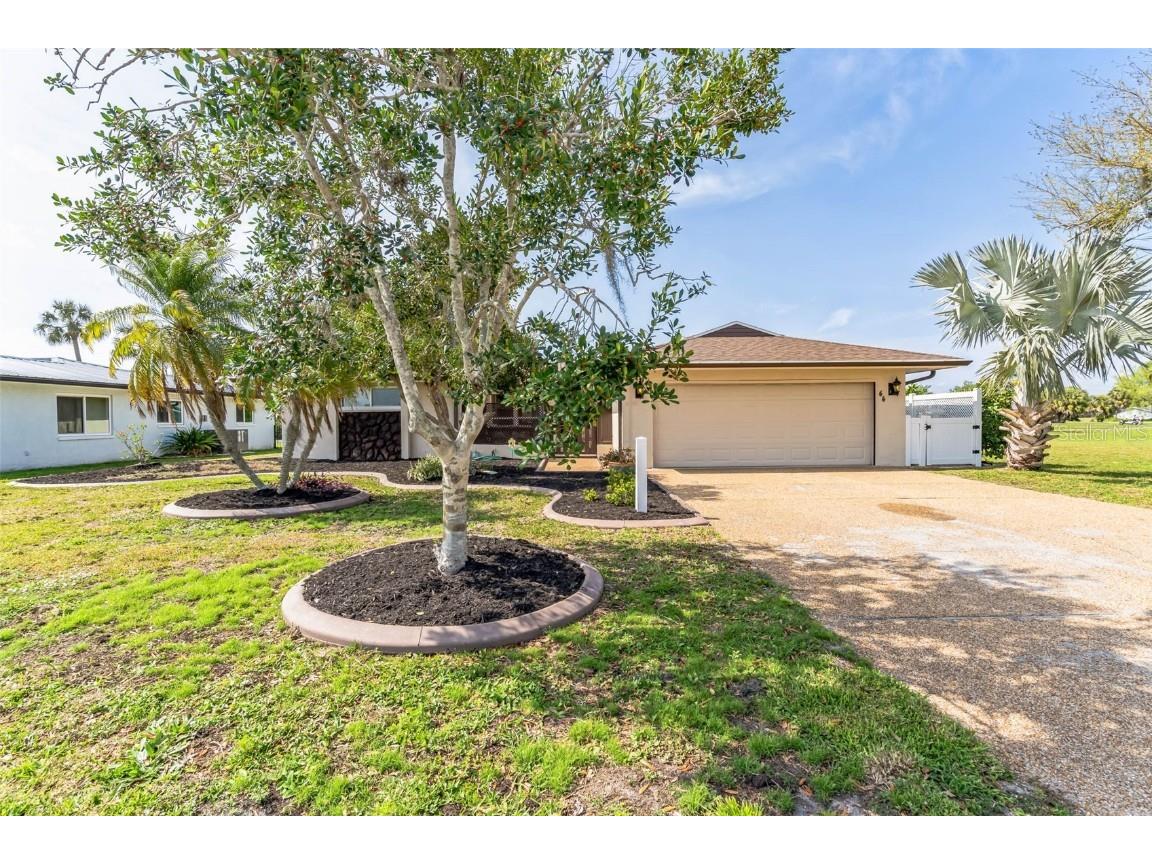 44 Caddy Road Rotonda West FL 33947 O6187566 image1