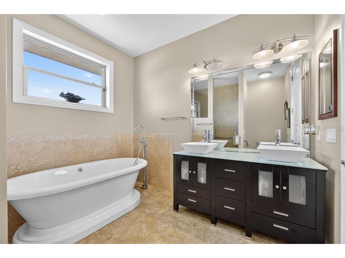 44 Colony Point Drive Punta Gorda FL 33950 C7516129 image48