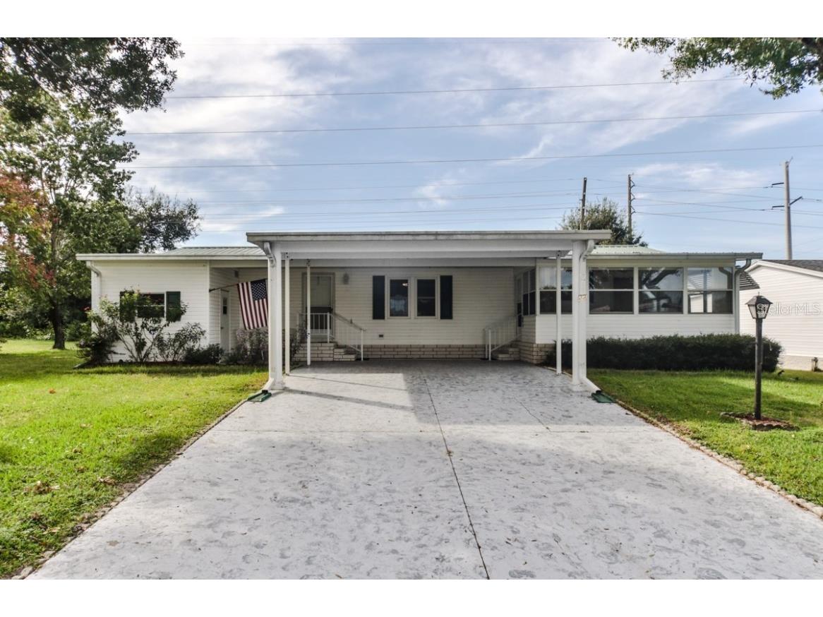 44 Florence Boulevard Debary FL 32713 V4921447 image1