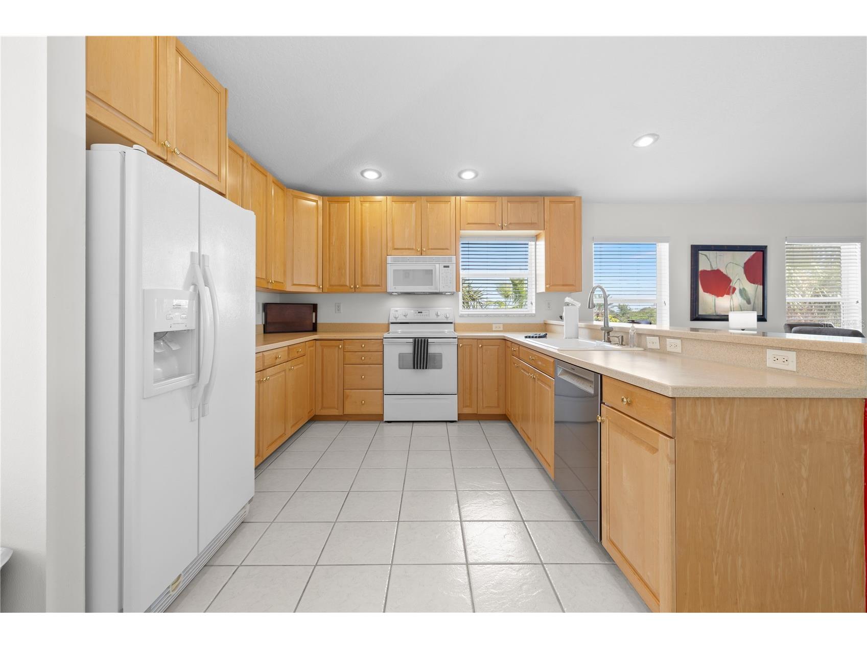 44 Gulf Boulevard #204 Indian Rocks Beach FL 33785 TB8415408 image27