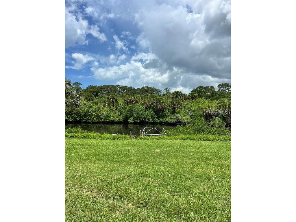 44 King Arthur Drive Nokomis FL 34275 N6133801 image1