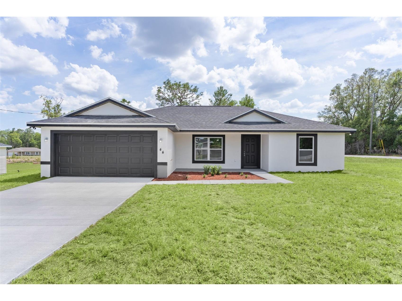 44 Malauka Drive Ocklawaha FL 32179 G5111816 image1