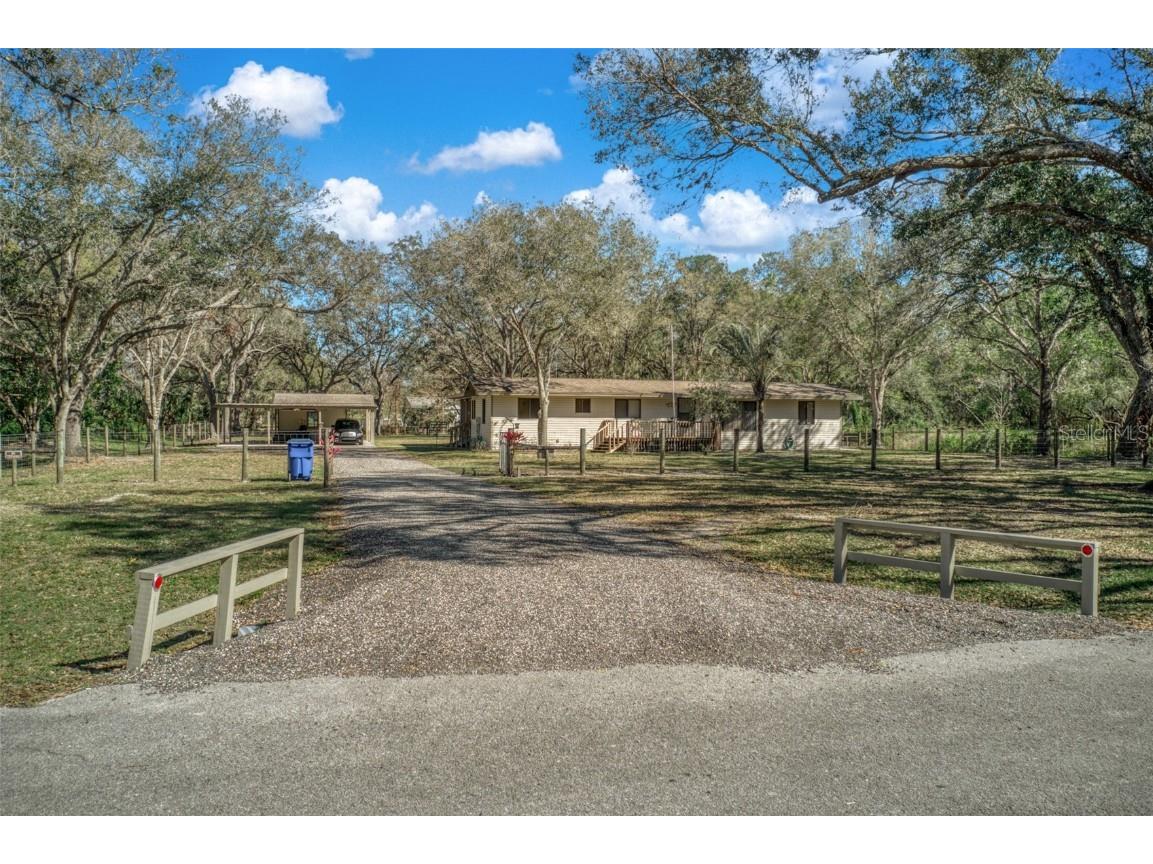 44 Palm Haven Drive Lake Placid FL 33852 T3429075 image1