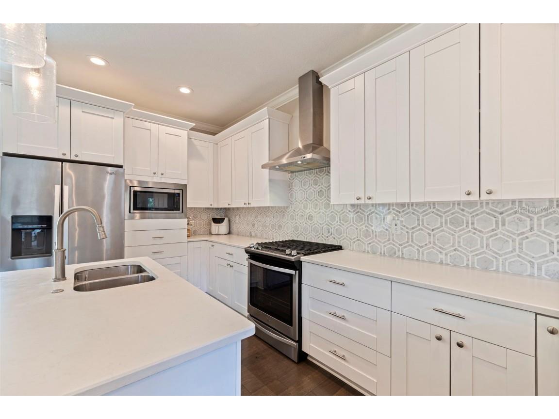 440 11th Avenue NE Saint Petersburg FL 33701 TB8405234 image17