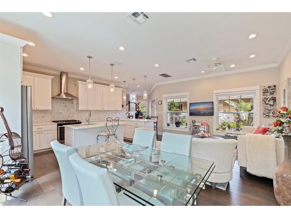 440 11th Avenue NE Saint Petersburg FL 33701 TB8405234 image20