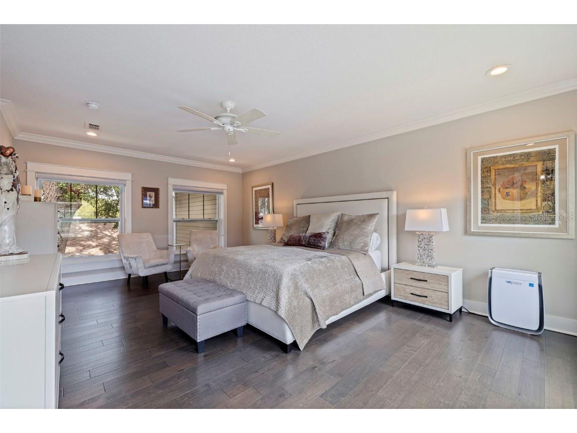 440 11th Avenue NE Saint Petersburg FL 33701 TB8405234 image25